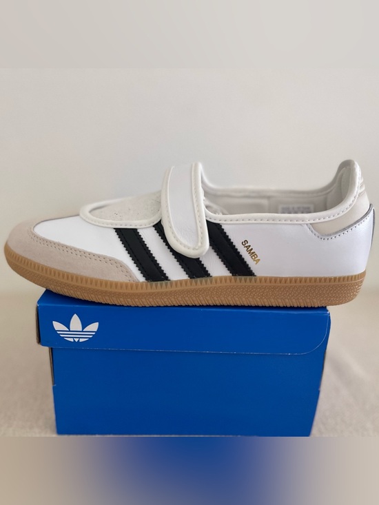 adidas Shoes - Size 7 - Adidas Samba Jane W White Black
JR1402 Women's BRAND NEW